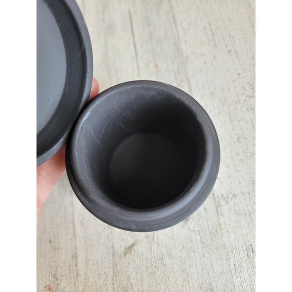Wedgwood black mini tobacco‎ pot jar vintage Victorian angel Olympian lidded - Picture 8 of 9